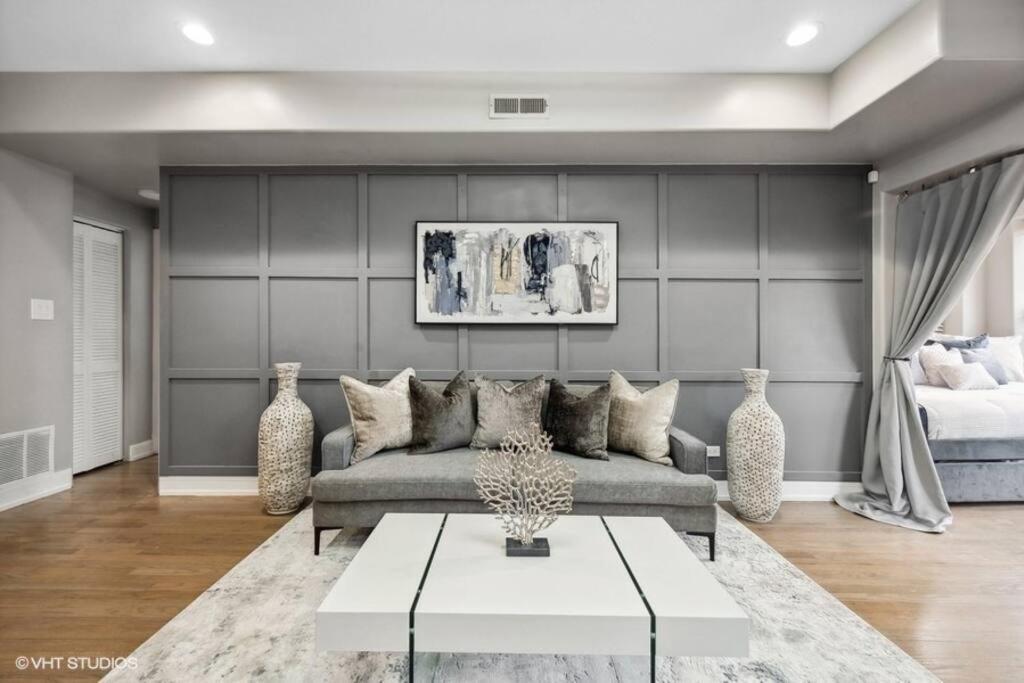 Apartment The Chic Urban Oasis Near The Lake! Chicago